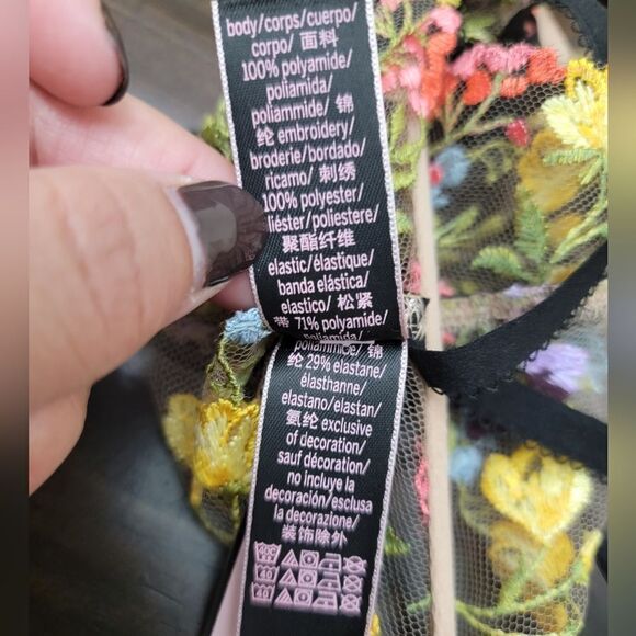 Victoria's Secret Multi Embroidery Garter  Lace Floral Pink Yellow Black Size XS - Picture 8 of 8